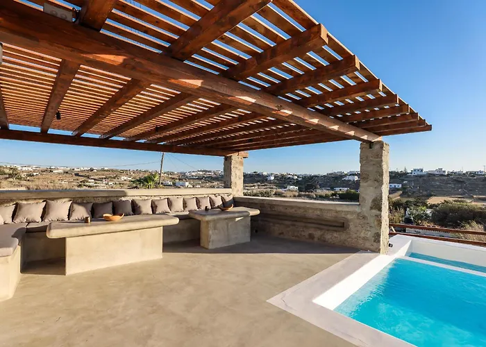 Villa Sunset Views - George Iv, With Private Pool Close To Town *