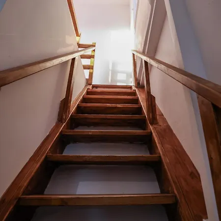 Sunset Views - George Iv, With Private Pool Close To Town