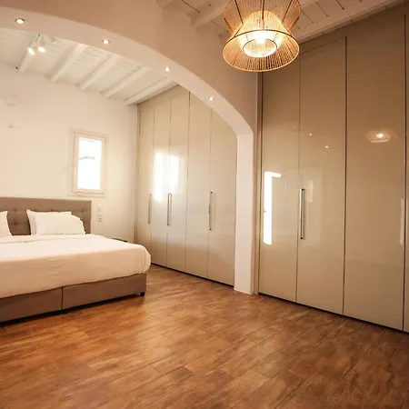 Sunset Views - George Iv, With Private Pool Close To Town *