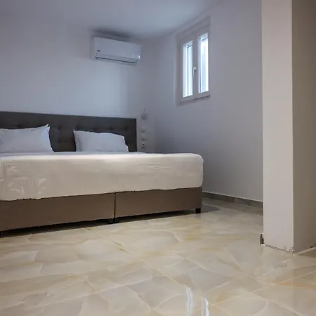 Sunset Views - George Iv, With Private Pool Close To Town Villa