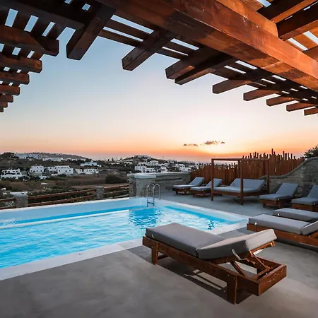 Sunset Views - George Iv, With Private Pool Close To Town Villa