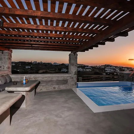 Sunset Views - George Iv, With Private Pool Close To Town