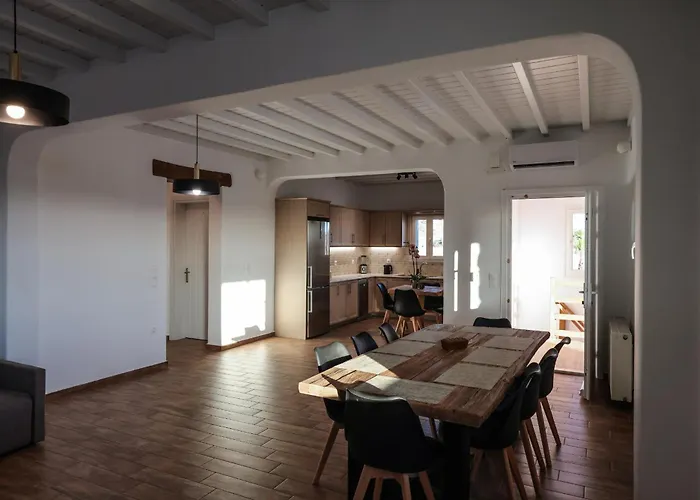 Sunset Views - George Iv, With Private Pool Close To Town Вилла Mykonos Town