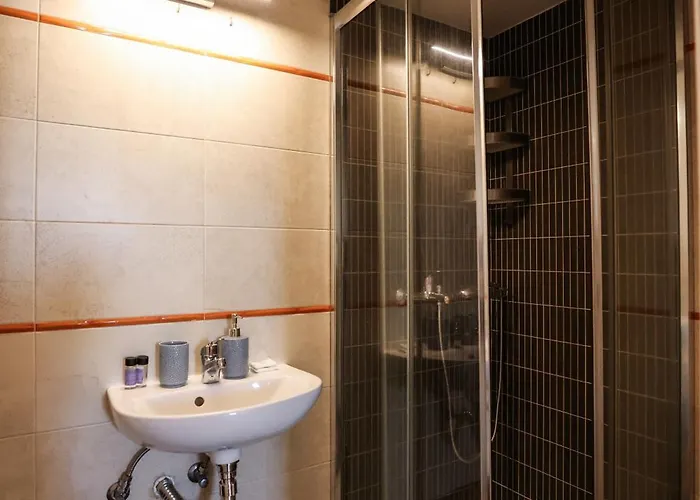 Villa Sunset Views - George Iv, With Private Pool Close To Town