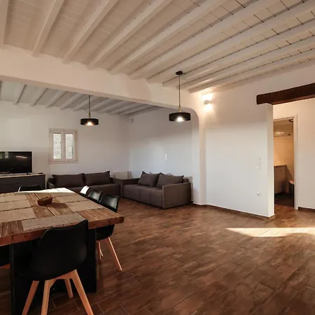 Villa Sunset Views - George Iv, With Private Pool Close To Town *