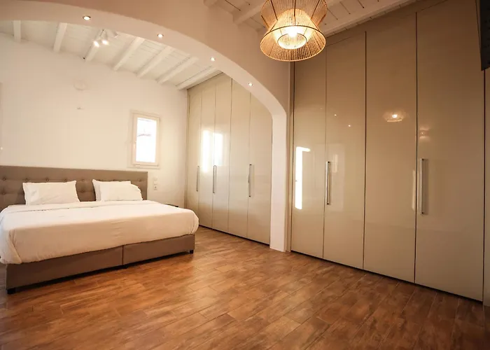 Sunset Views - George Iv, With Private Pool Close To Town *