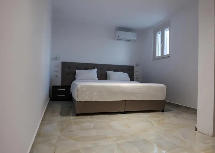 Sunset Views - George Iv, With Private Pool Close To Town Mykonos Town