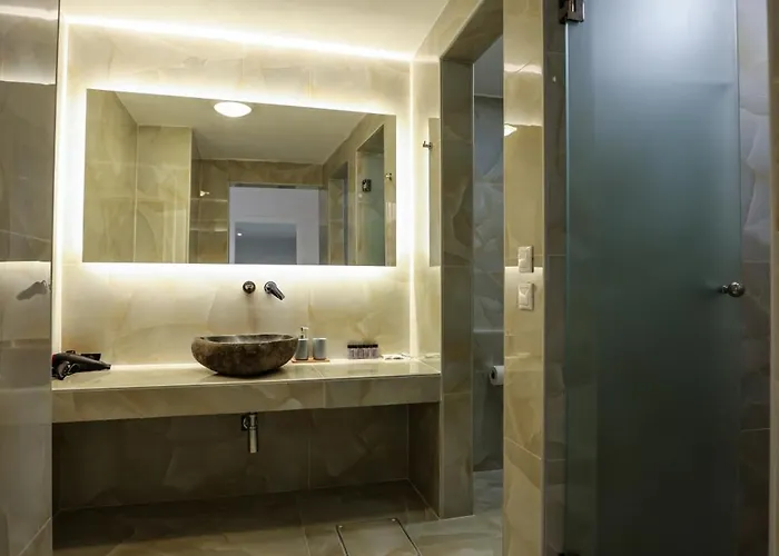 Sunset Views - George Iv, With Private Pool Close To Town Villa Mykonos Town