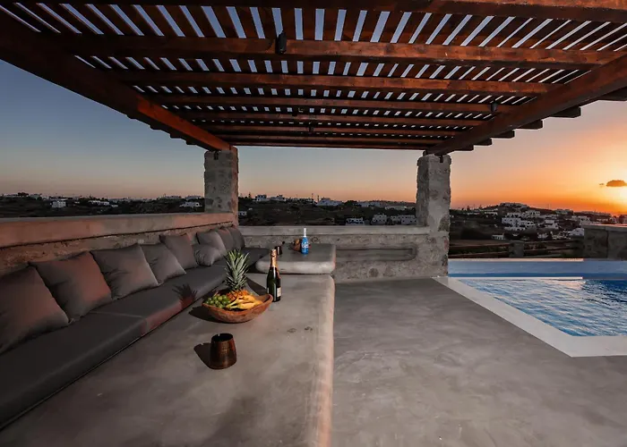 Sunset Views - George Iv, With Private Pool Close To Town